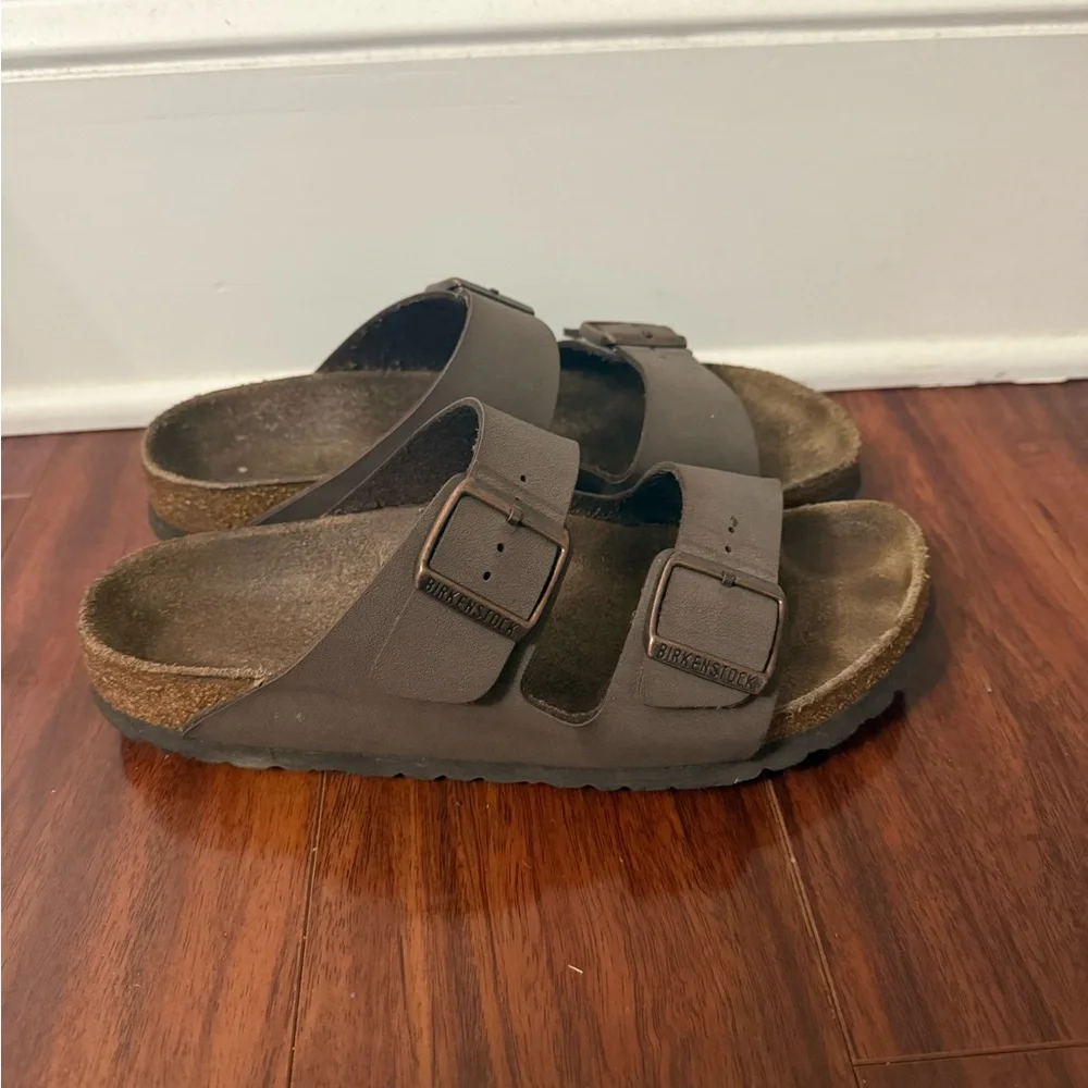 Women BIRKENSTOCK Arizona Birkibuc
Mocha Two-Strap Sandals size 8 - Picture 2 of 3